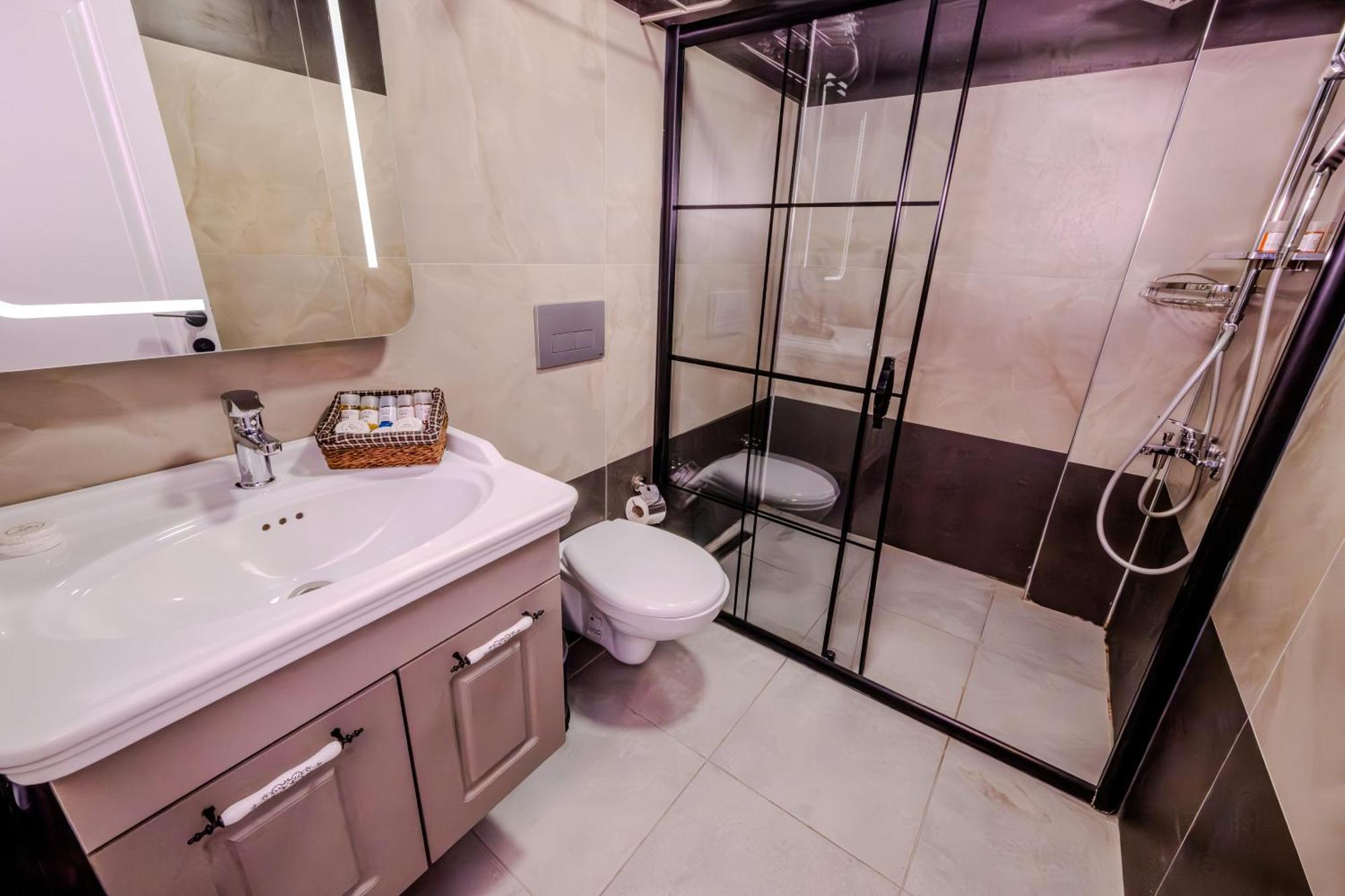 Rubby Hotel Kadikoey Isztambul Kültér fotó